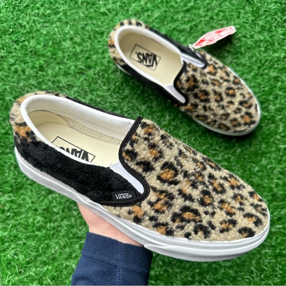 Vans Shoes - Vans Slip On 59 Sherpa Leopard